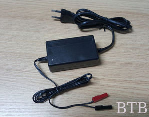 الصين 13.8-14.6V/1.0A شاحن البطارية للبطارية SLA 12V المزود