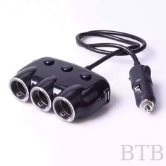 الصين شاحن سيارات 5 فولت 3A مع 3 في 1 فندوق سيجارة مع رابط usb المزود