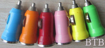 شاحن سيارة USB 5 فولت 3000ma المزود