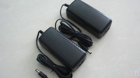 19V 1.3A محول AC المزود