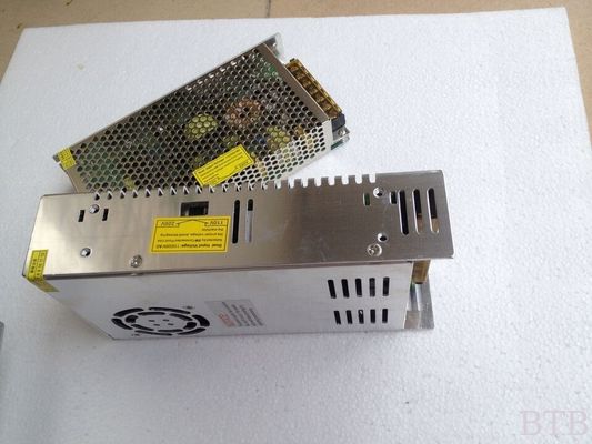 مصادر الطاقة المتحركة 12 فولت DC 8300mA 12 فولت 8.3a 100W مع UL CE KC GS SAA ROHS FCC المزود