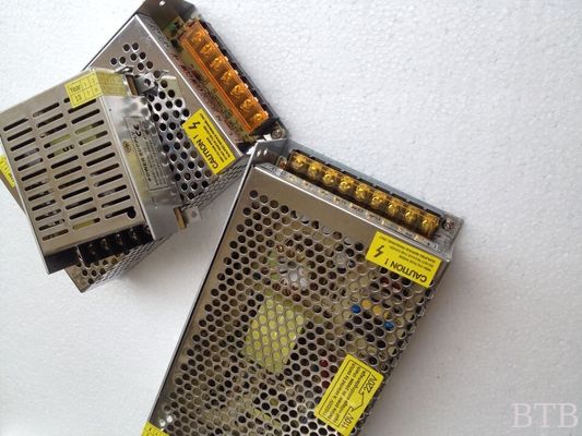 مصدر الطاقة 24 فولت 100 واط LED RGB LED محرك المحول المزود