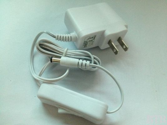 4 فولت 50MA محول الطاقة بالألوان البيضاء لشرطة LED الحمراء 630 نانومتر 12 فولت المزود