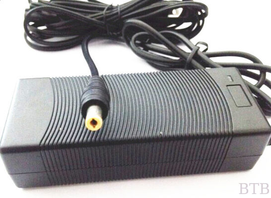 12 فولت 10 أ أ 14 فولت 10 أ مكيّف سطح المكتب التبديل مكيّف الكهرباء AC / DC ل Led / cctv المزود