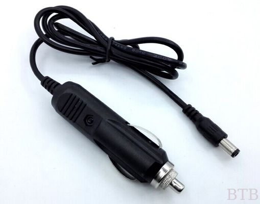 12V1A شاحن السيارة مع كابل 1.2m 1.5m 1.8m كابل 5.5 * 2.1 * 10mm جاك المزود