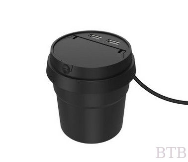 كأس رماد و 5 فولت 3.1A شاحن usb للاستخدام في السيارة المزود